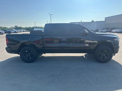 Used 2025 RAM 1500 Warlock AWD/4WD image 4