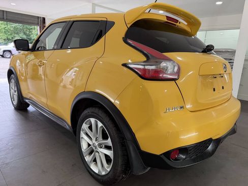 Used 2015 Nissan Juke SV w/ Technology Package AWD/4WD image 4