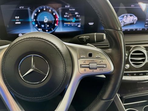 Used 2018 Mercedes-Benz S 560 Sedan image 46