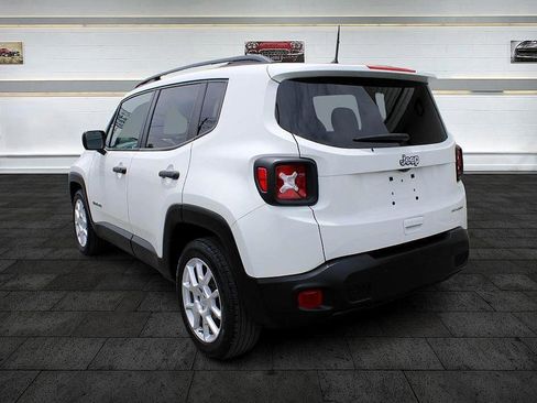 Used 2020 Jeep Renegade Sport w/ Sport Appearance Group image 4