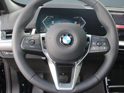 Used 2026 BMW X1 xDrive28i w/ Technology Package image 17