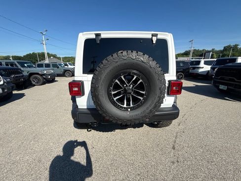 New 2026 Jeep Wrangler Unlimited Rubicon 392 w/ Quick Order Package 27X Moab AWD/4WD image 4