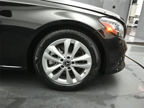 Used 2020 Mercedes-Benz C 300 Sedan image 29