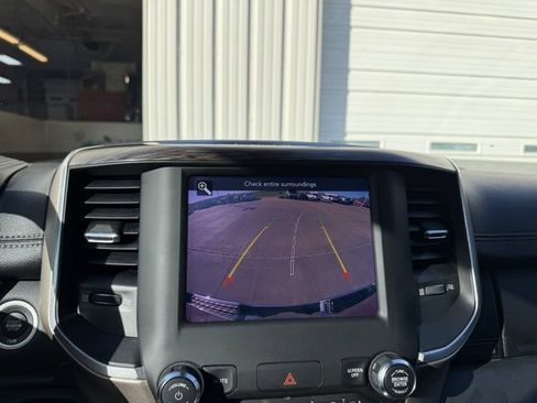 Used 2020 RAM 1500 Laramie image 27