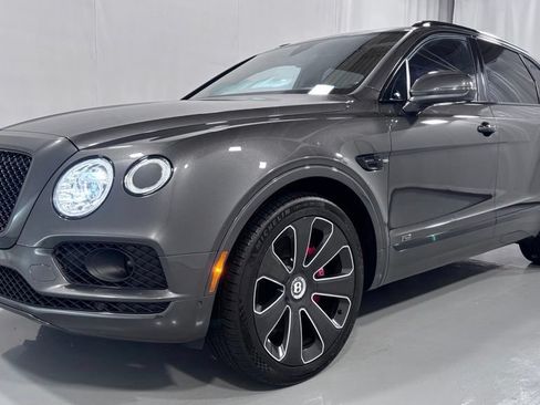 Used 2020 Bentley Bentayga AWD/4WD image 1