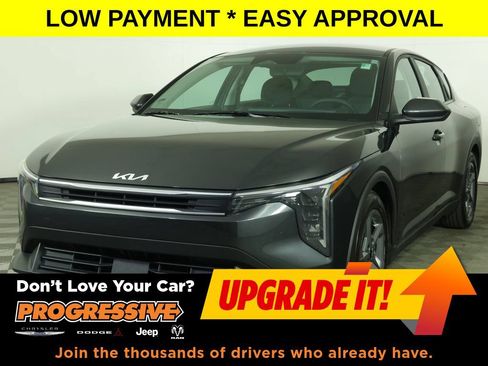 Used 2025 Kia K4 FWD image 1