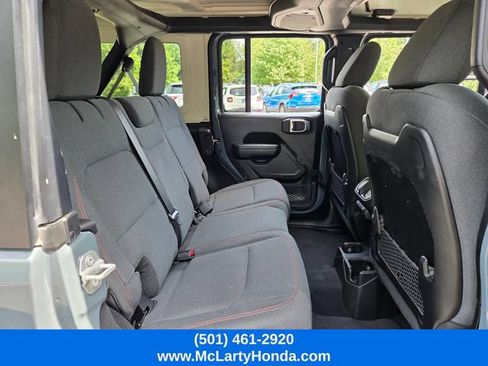 Used 2024 Jeep Wrangler Unlimited Rubicon AWD/4WD image 16