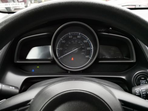 Used 2020 Toyota Yaris LE FWD image 21