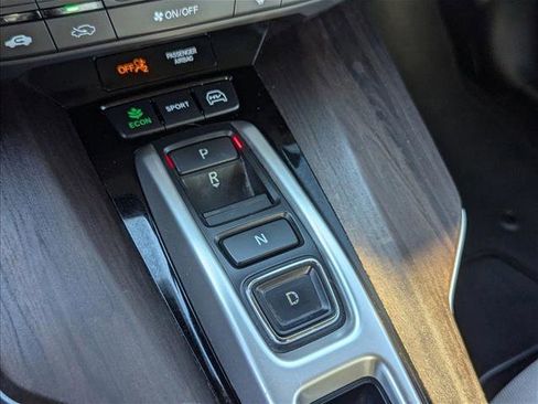 Used 2018 Honda Clarity Plug-In Hybrid image 12