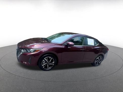 Used 2025 Nissan Sentra SV FWD image 8