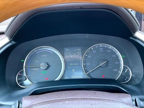 Used 2019 Lexus RX 450h AWD image 26