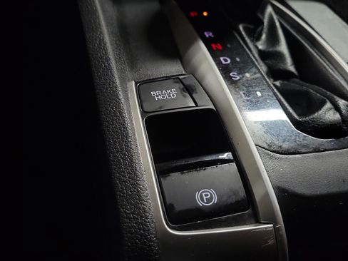 Used 2018 Honda Civic LX image 31