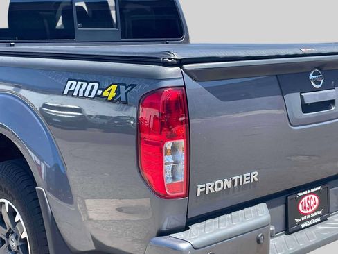 Used 2019 Nissan Frontier PRO-4X AWD/4WD image 11