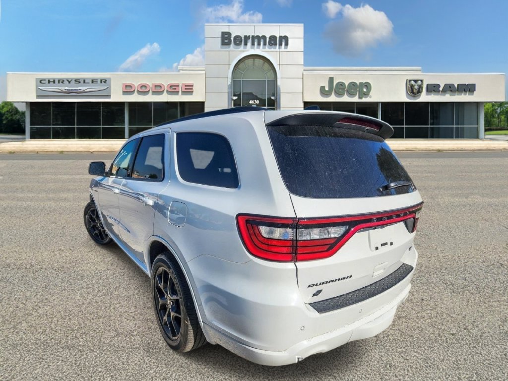 Certified 2026 Dodge Durango GT w/ Blacktop Package AWD/4WD image 6