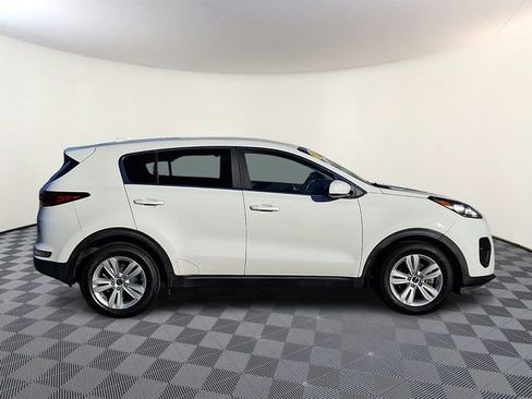 Used 2019 Kia Sportage LX image 7
