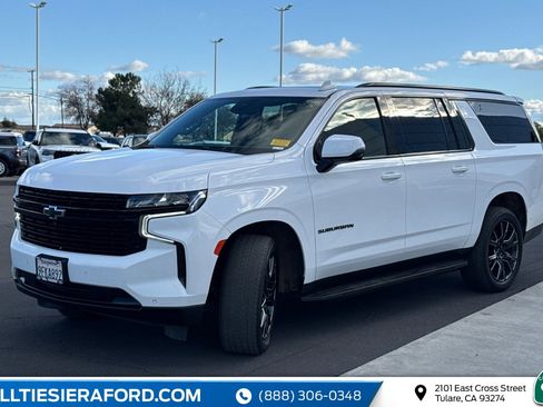Used 2023 Chevrolet Suburban RST w/ Luxury Package image 6