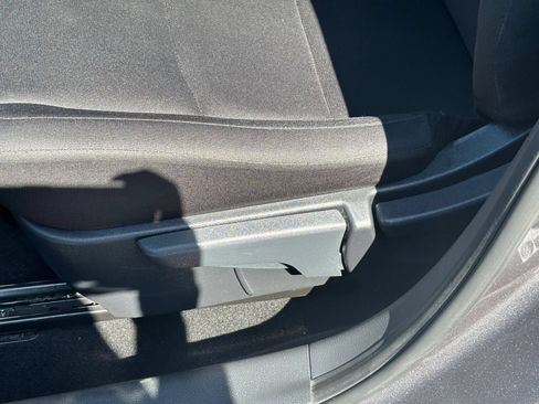 Used 2025 Nissan Sentra S FWD image 18