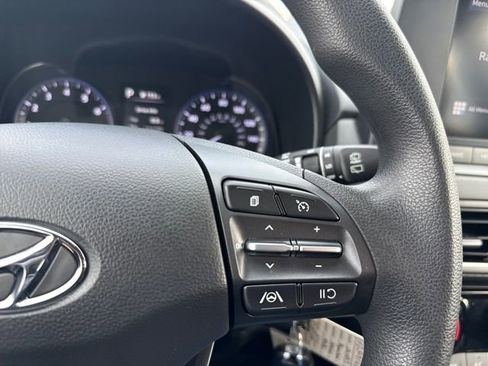 Used 2023 Hyundai Kona SE image 25