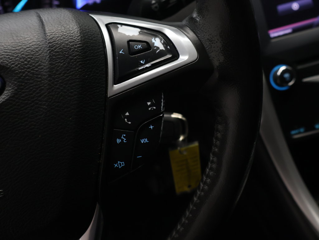 Used 2013 Ford Fusion SE FWD image 20