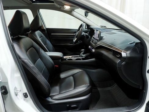 Used 2021 Nissan Altima 2.5 SL AWD/4WD image 16