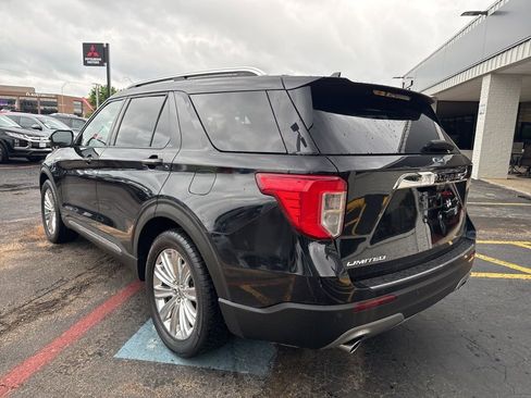 Used 2021 Ford Explorer Limited w/ Equipment Group 301A RWD image 10