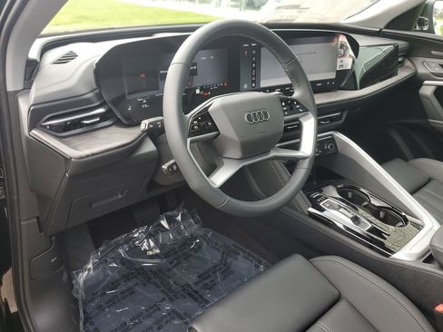 New 2026 Audi Q5 Premium Plus image 22