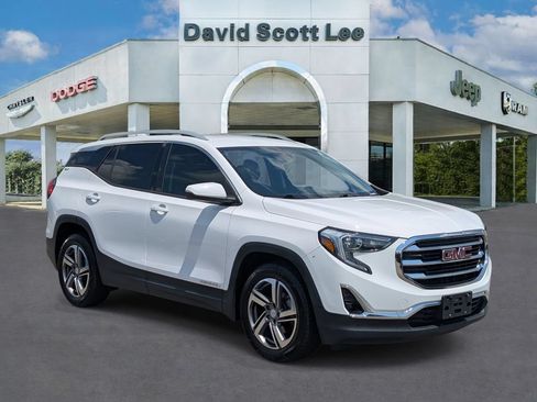 Used 2020 GMC Terrain SLT FWD image 3