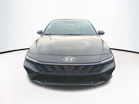 New 2026 Hyundai Elantra Sport image 3