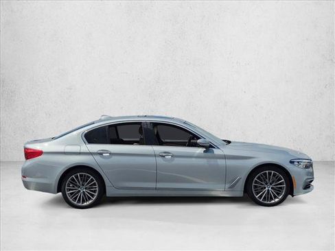 Used 2018 BMW 530i RWD image 4