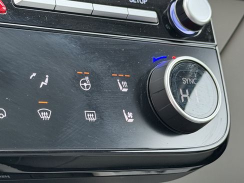 Used 2025 Hyundai Tucson Limited image 6