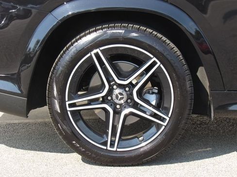Certified 2024 Mercedes-Benz GLS 450 4MATIC image 41