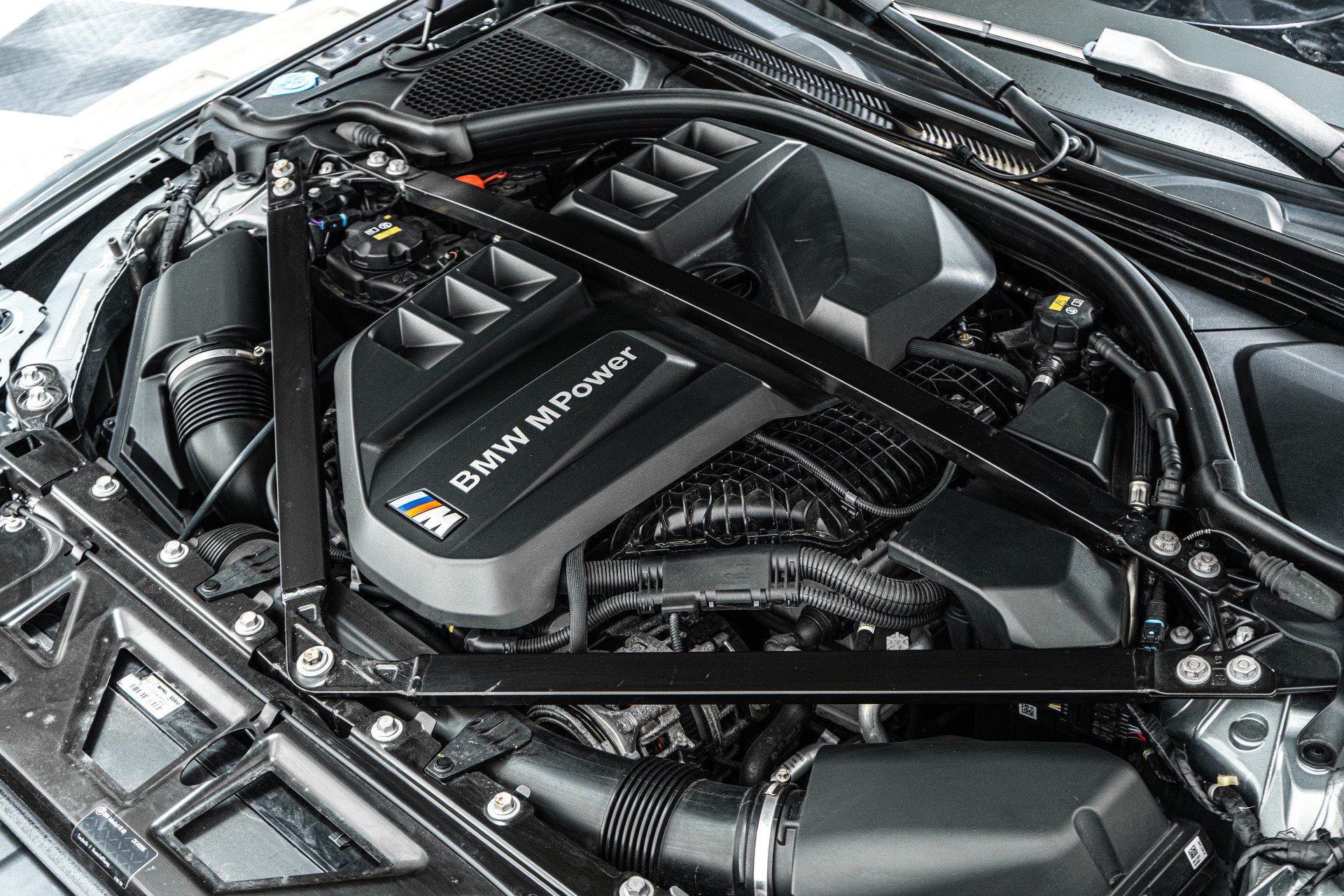 Used 2022 BMW M4 Competition w/ Executive Package RWD image 44