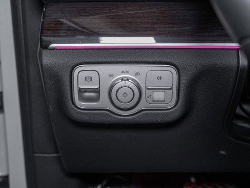 Certified 2025 Mercedes-Benz GLS 450 4MATIC image 23