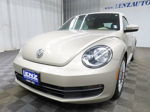 Used 2016 Volkswagen Beetle 1.8T SE image 6