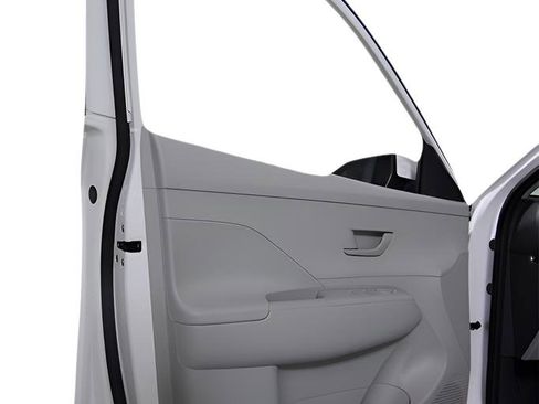 New 2025 Hyundai Kona SEL FWD image 13