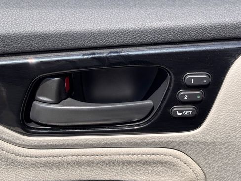 Certified 2025 Honda Odyssey Touring image 19