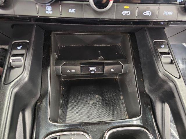 Used 2020 Kia Telluride S w/ S 8 Passenger Seating Package AWD/4WD image 18
