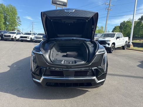 Used 2025 Cadillac Escalade IQ Luxury 1 image 38