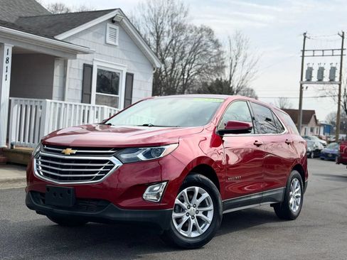 Used 2018 Chevrolet Equinox LT AWD/4WD image 2