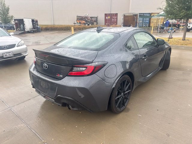 Used 2024 Toyota GR86 Premium RWD image 3