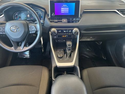 Used 2024 Toyota RAV4 LE AWD/4WD image 16