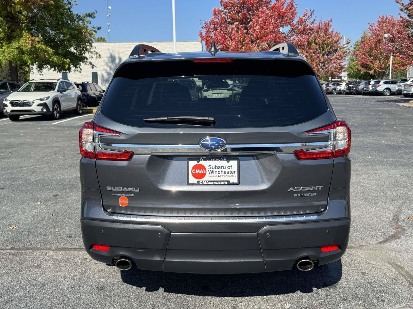 Used 2024 Subaru Ascent Limited w/ Technology Package AWD/4WD image 3