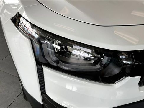 New 2026 Jeep Cherokee Limited image 11