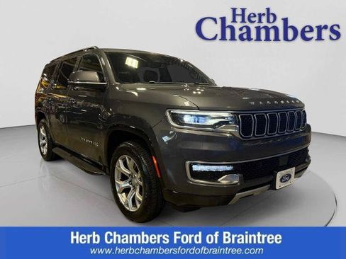 Used 2022 Jeep Wagoneer Series II AWD/4WD image 1