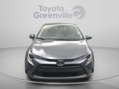 Used 2025 Toyota Corolla LE image 21