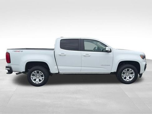Used 2022 Chevrolet Colorado LT w/ LT Convenience Package AWD/4WD image 9