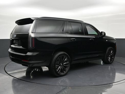 Used 2025 Cadillac Escalade Sport w/ LPO, ONYX Package AWD/4WD image 5