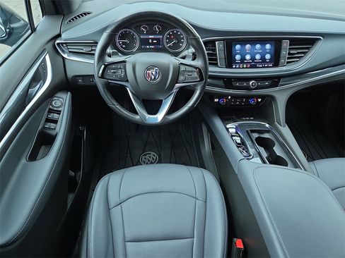 Used 2024 Buick Enclave Essence image 16