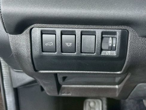 Used 2023 Subaru Ascent Touring AWD/4WD image 20