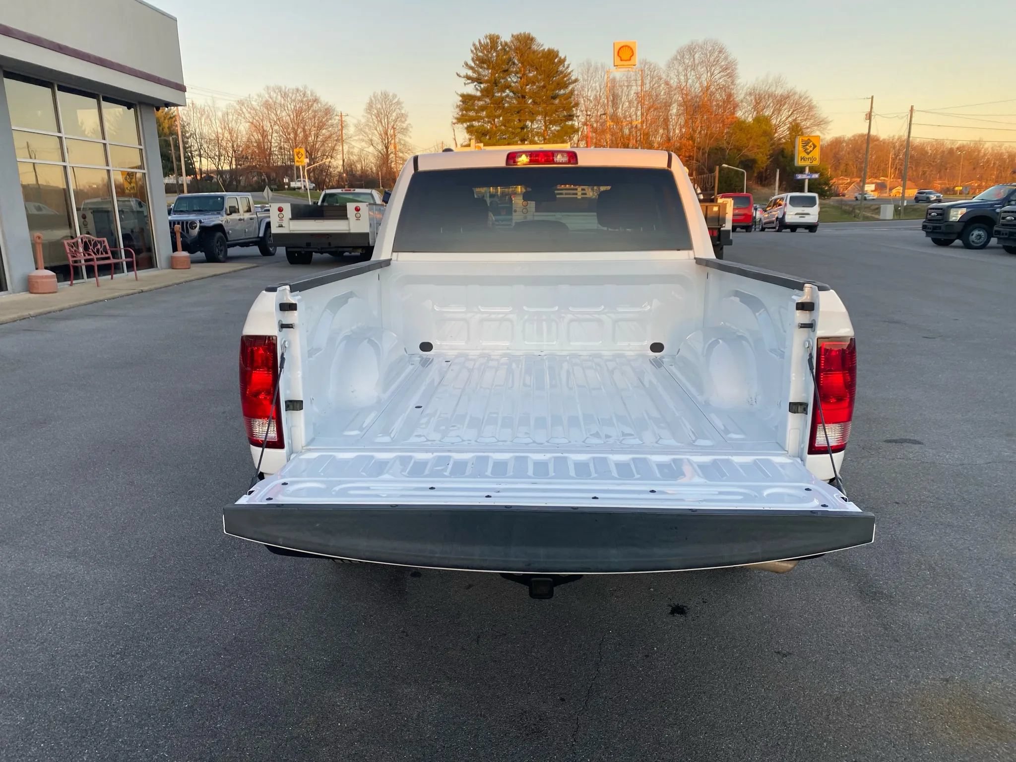 Used 2016 RAM 1500 Tradesman w/ Popular Equipment Group RWD image 29